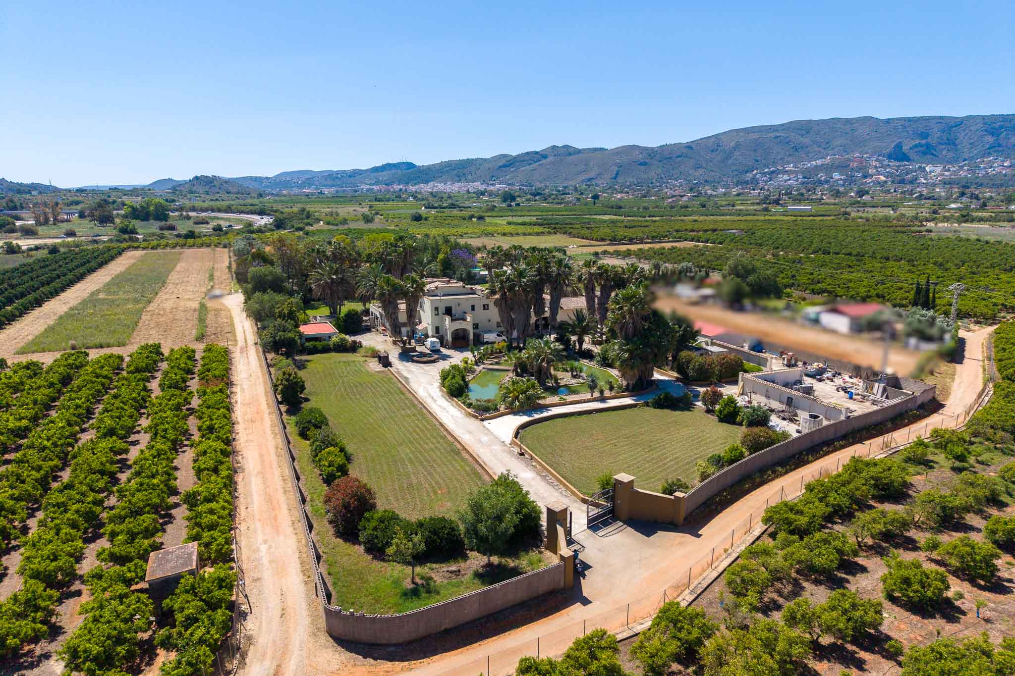 C4XY8336OND Villa te koop in Ondara.