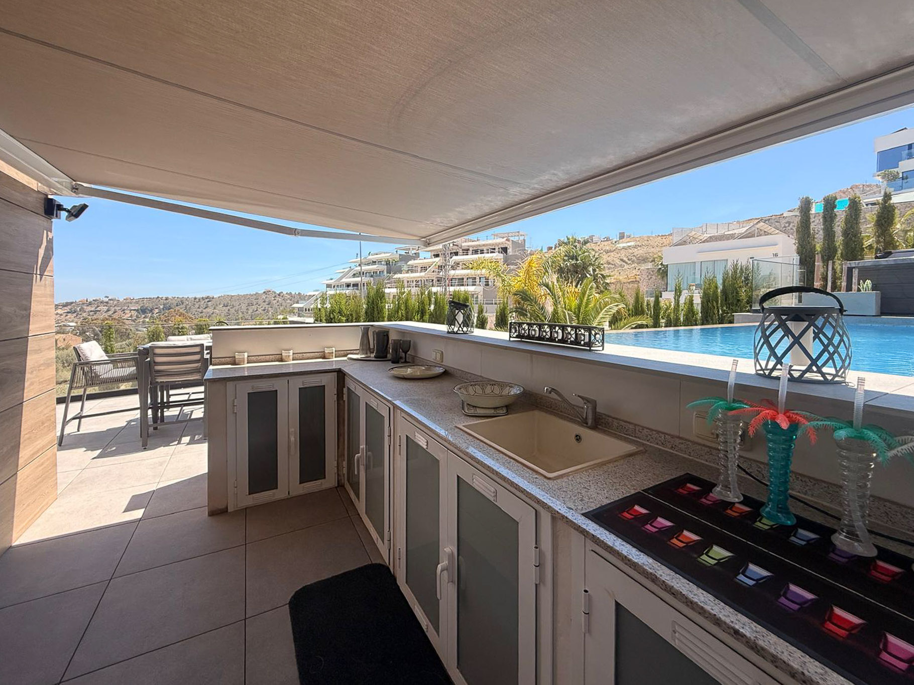 4696FIN_052 4664ALB Geschakelde woning te koop op 200 m van het strand in Albir